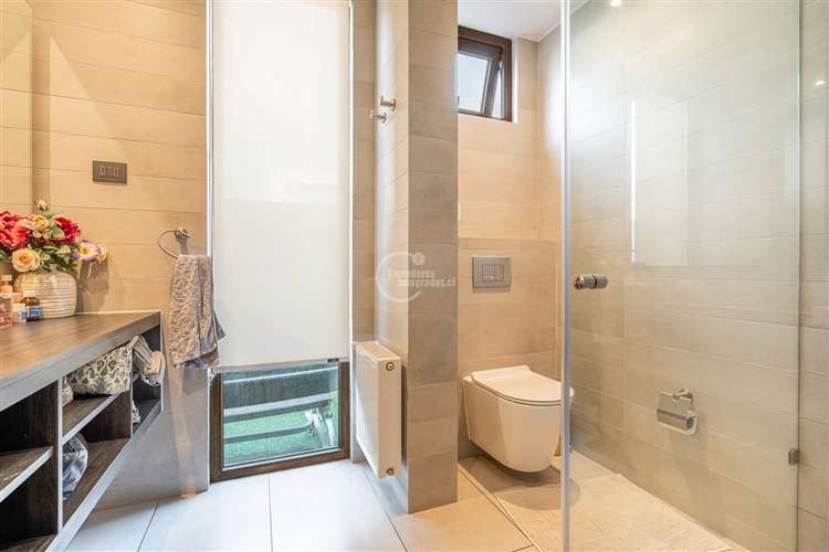 Casa en venta 4D/4B/3E Chicureo Colegio San Anselmo - Imagen 18