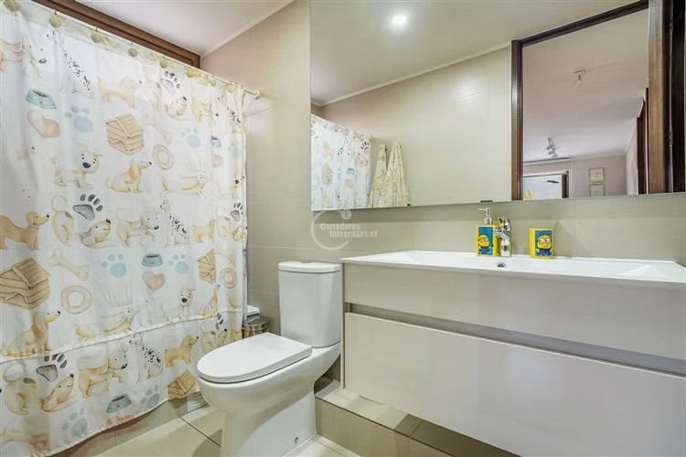 Casa en venta 4D/4B/3E Chicureo Colegio San Anselmo