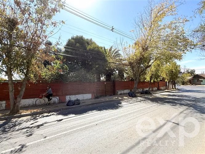 TERRENO ESTRATÉGICO A PASOS DE CONDOMINIOS Y EJE COMERCIAL