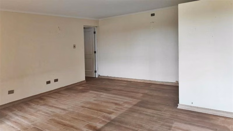 Oportunidad 3D/3B Est.y Bod 1er Piso sector Colegio Inglés - Imagen 9