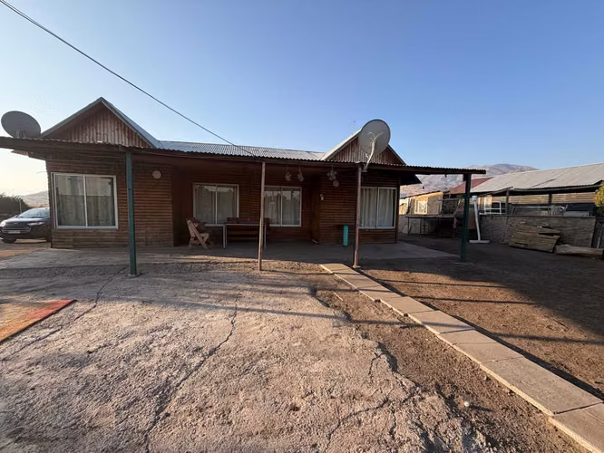Venta parcela con casa 4D 1B en Quilapilún Al (161418)