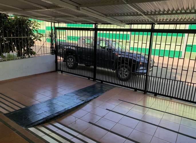 EXCELENTE CASA DE INVERSION 4D 1B - Imagen 20
