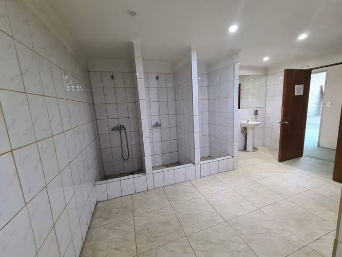 VENTA GALPON BODEGA COMERCIAL 267 M2 PORTUGAL AV MATTA