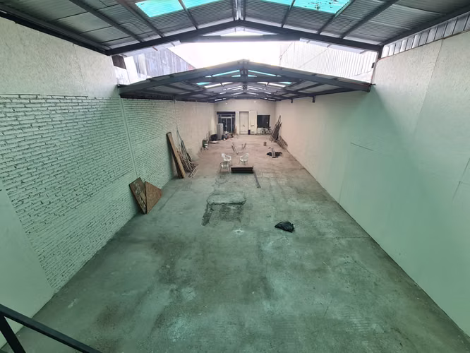 VENTA GALPON BODEGA COMERCIAL 267 M2 PORTUGAL AV MATTA