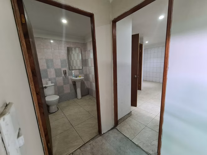 VENTA GALPON BODEGA COMERCIAL 267 M2 PORTUGAL AV MATTA