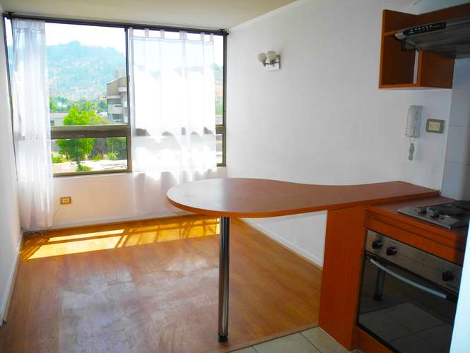 VENTA DEPARTAMENTO METRO HOSPITALES PISO 2