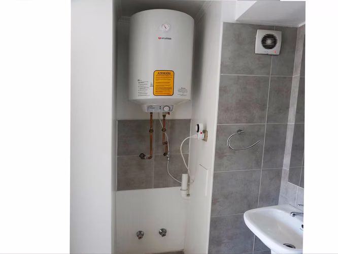 VENTA DEPARTAMENTO METRO HOSPITALES PISO 2