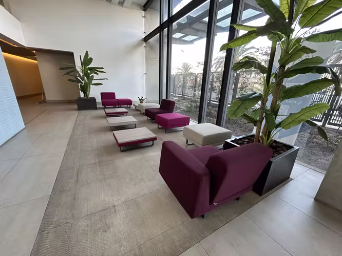 INCREIBLE DEPTO 3D 2B ESTACIONAMIENTO Y TERRAZA FRENTE MALL