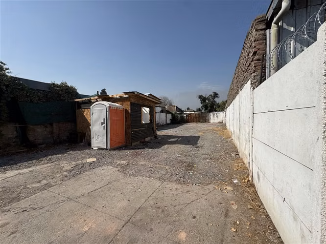 Sitio en arriendo en Peñalolén