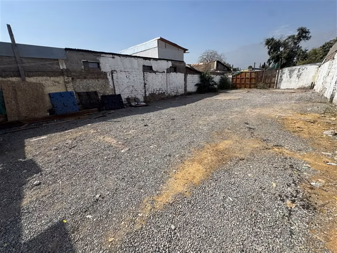 Sitio en arriendo en Peñalolén