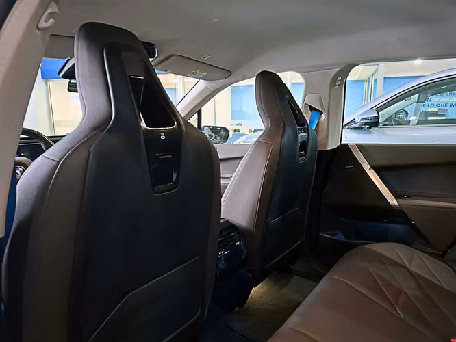 BMW IX 2023
