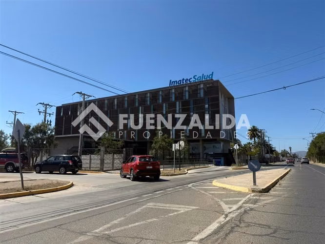 Oficina en venta al lado de Hospital de Ovalle