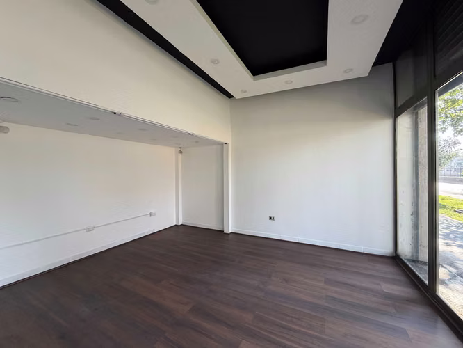 Excelente Local con Alta Visibilidad (161558)