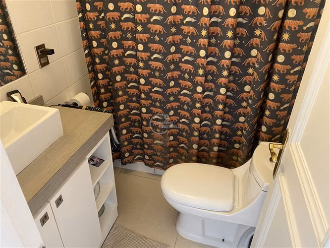 Casa en venta, condominio,4 dormitorios, Huinganal bajo.