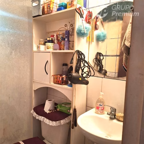 SE VENDE AMPLIA CASA EN BUIN 4D -1B ESTACIONAMIENTO TECHADO