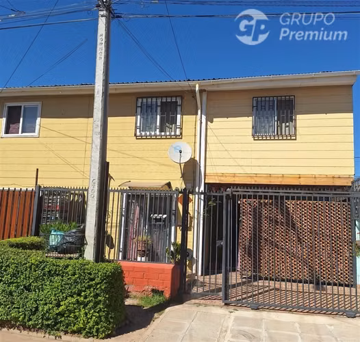 SE VENDE AMPLIA CASA EN BUIN 4D -1B ESTACIONAMIENTO TECHADO