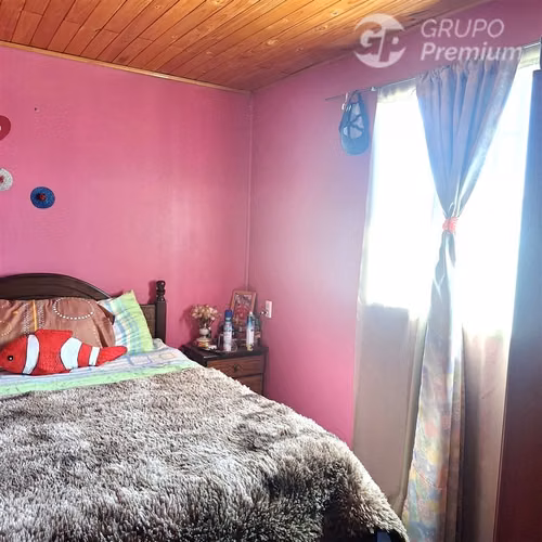 SE VENDE AMPLIA CASA EN BUIN 4D -1B ESTACIONAMIENTO TECHADO