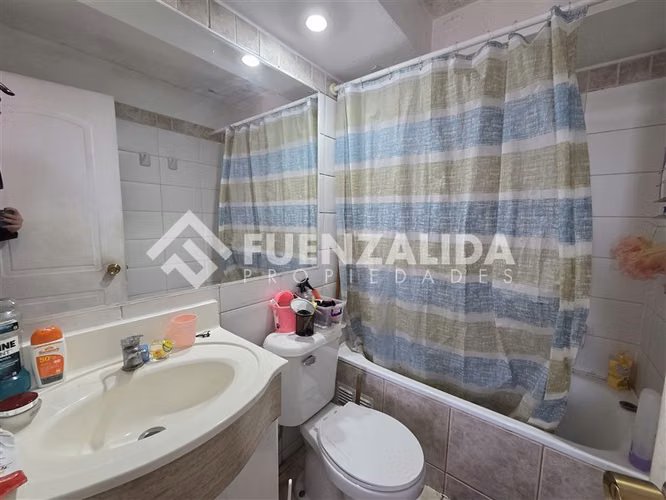 Departamento en venta de 2 dorm con estac en Santiago