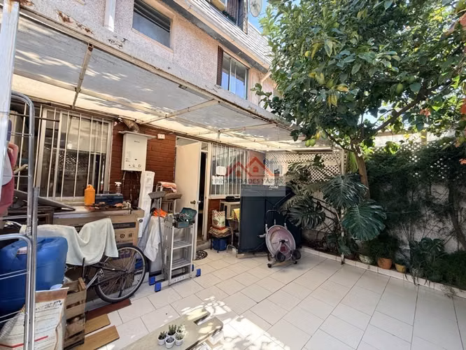 Casa 3 pisos 86/108 Los Olmos/Macul 3D 3B Mansarda Patio Est