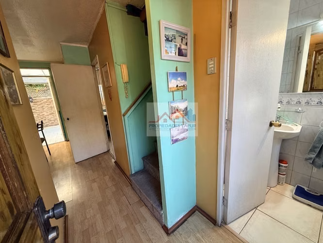 Casa 3 pisos 86/108 Los Olmos/Macul 3D 3B Mansarda Patio Est