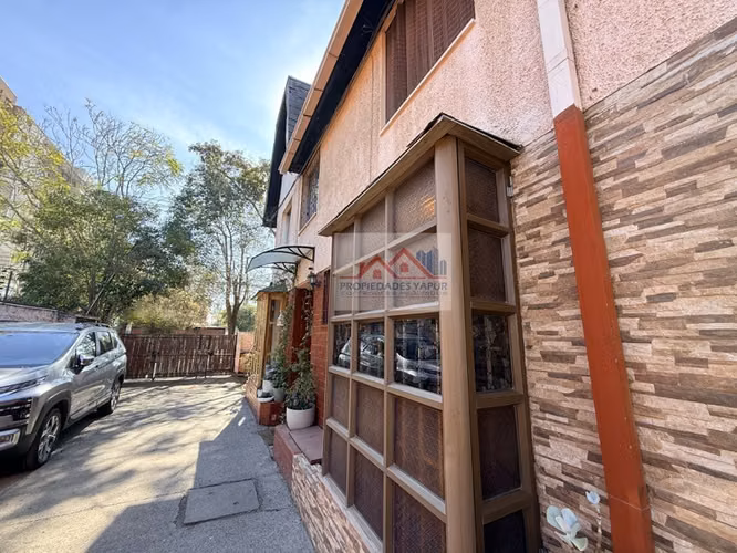 Casa 3 pisos 86/108 Los Olmos/Macul 3D 3B Mansarda Patio Est