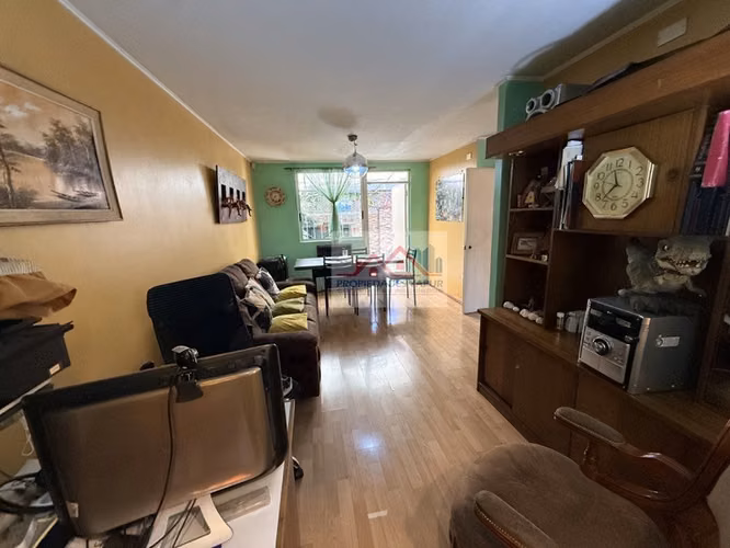 Casa 3 pisos 86/108 Los Olmos/Macul 3D 3B Mansarda Patio Est