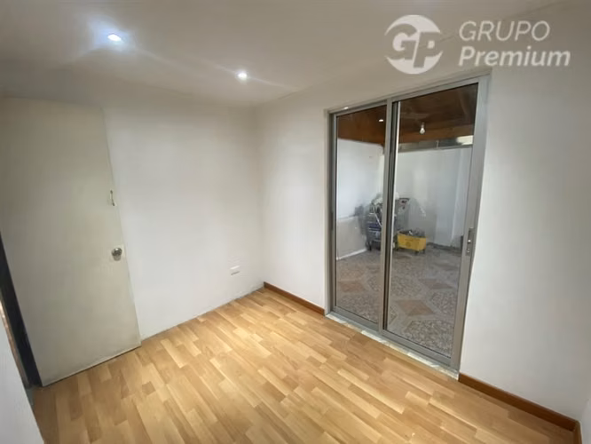 Casa en excelente ubicación Metro Las Parcelas-Av.Pajaritos
