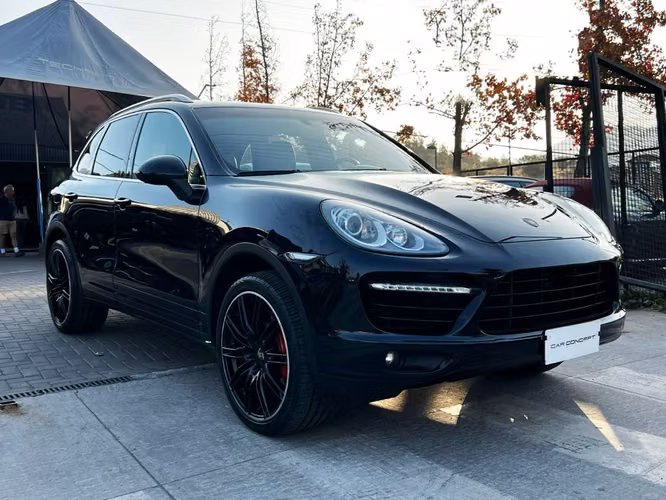 PORSCHE CAYENNE TURBO 4.8 2013