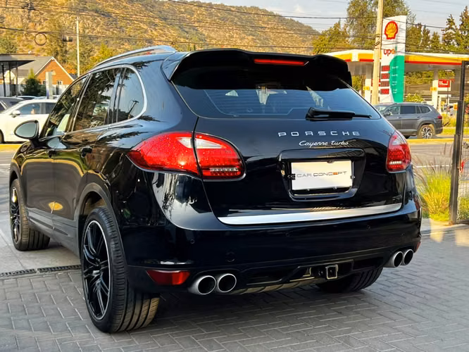 PORSCHE CAYENNE TURBO 4.8 2013