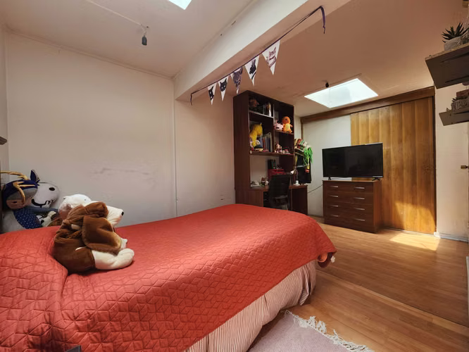 Vive en la Tranquilidad de Una Amplia Casa (161760)
