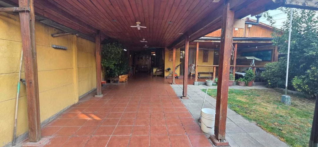 Vende Casa Maipú 5D 3B 4Est.Caletera Pajarito (161759)