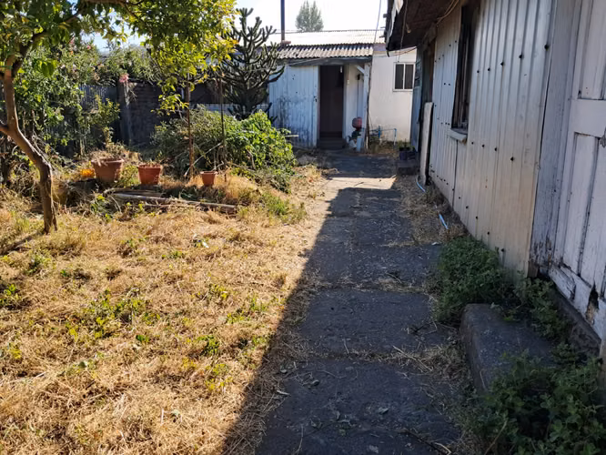 VENTA HERMOSA CASA 3D, 2B, 2E, CORONEL