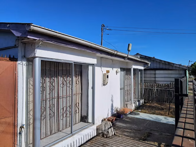 VENTA HERMOSA CASA 3D, 2B, 2E, CORONEL
