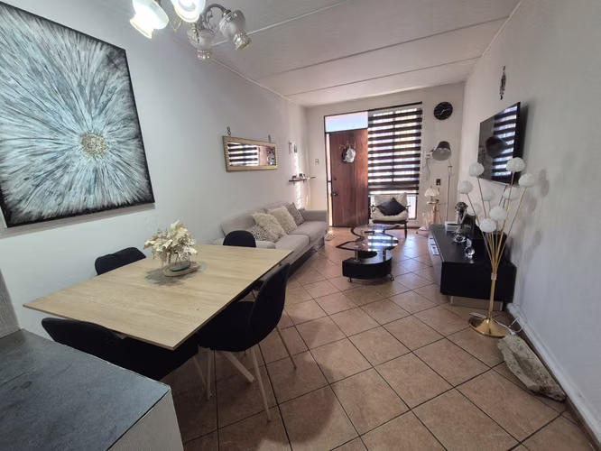 OPORTUNIDAD PAGO CONTADO CASA 3D 1B CON DESTINO COMERCIAL
