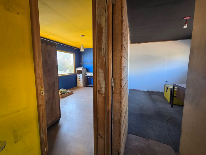 CASA SÓLIDA DE 5 DORMITORIOS PARA REMODELAR LAS CONDES - Imagen 13