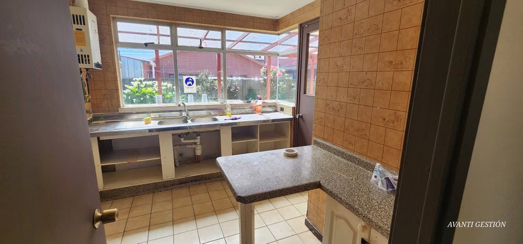 ARRIENDO LOCAL COMERCIAL EN DIEGO DE ALMAGRO