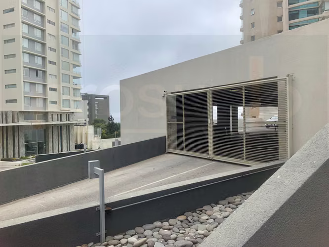 OFICINA EN ARRIENDO , EXCELENTE UBICACIÓN, REÑACA, - Imagen 13