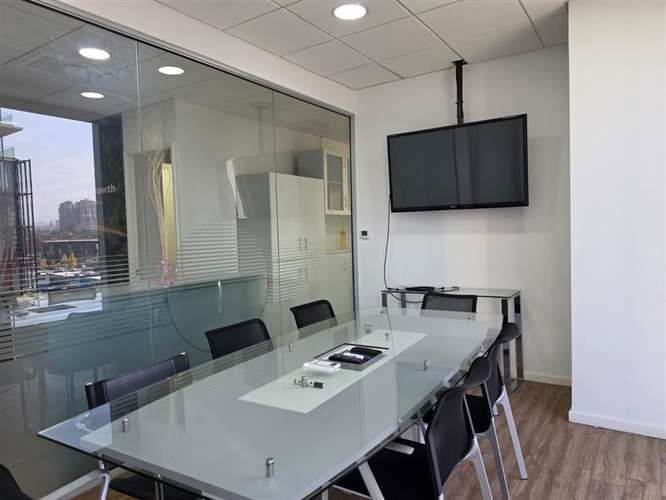 Oficina Amoblada en Arriendo Edificio Britania