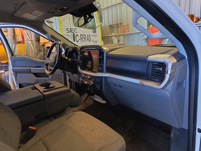 EXCELENTE CAMIONETA FORD 4X4 AUTOMÁTICA DOBLE CABINA