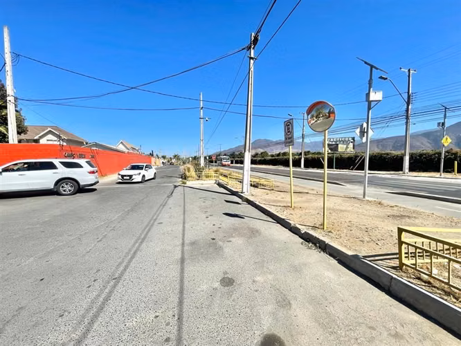 Arriendo casa en La Cruz.4 dormitorio,3baños,piscina,quincho - Imagen 16