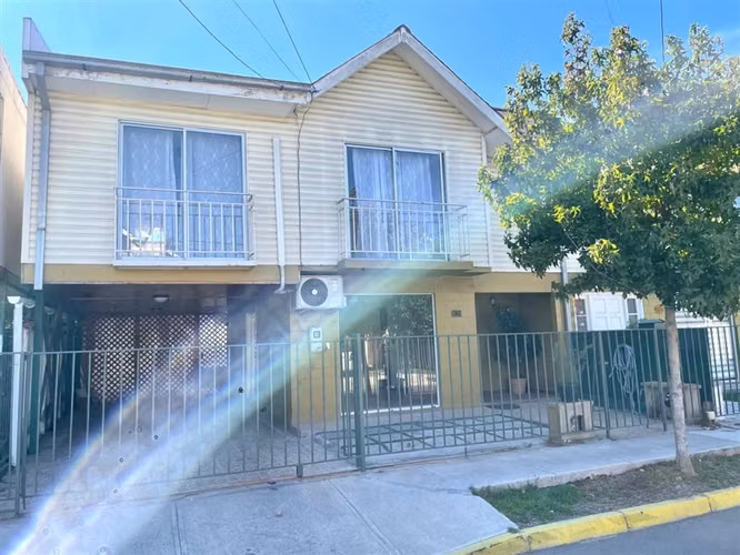 Arriendo casa en La Cruz.4 dormitorio,3baños,piscina,quincho - Imagen 4