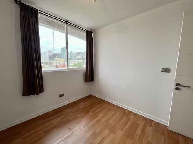 ARRIENDO AMPLIO DEPARTAMENTO EN CENTRO DE VIÑA - Imagen 17