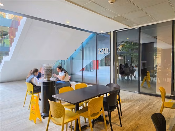 Local Comercial en Arriendo Las Condes apto para Peluquería