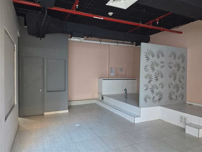 Local Comercial en Arriendo Las Condes apto para Peluquería