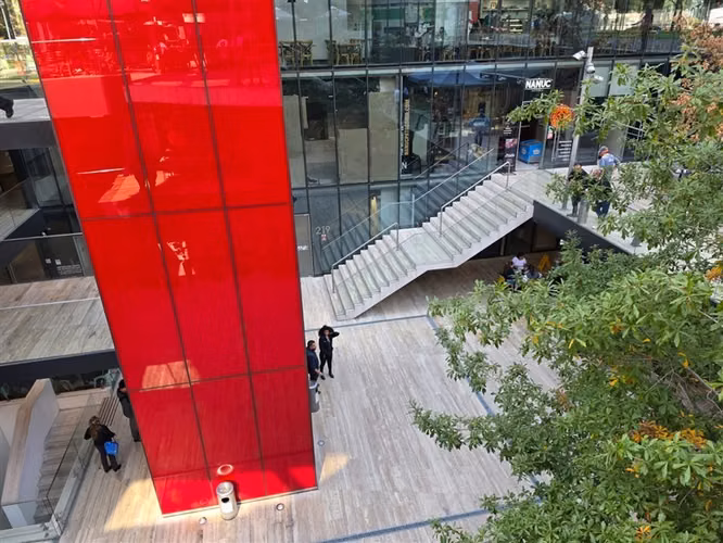 Local Comercial en Arriendo Las Condes apto para Peluquería