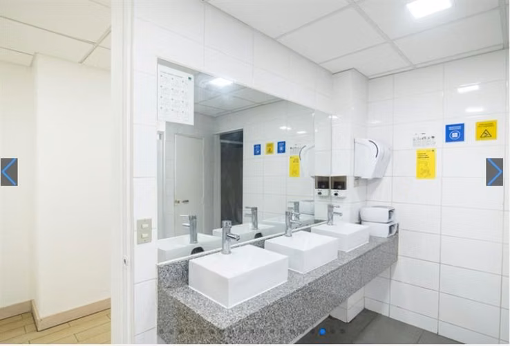 Arriendo OFICINA Edificio Patio Teatinos en Santiago Centro