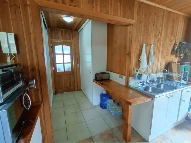CASA CON VISTA AL LAGO 4 DORMITORIOS - Imagen 10