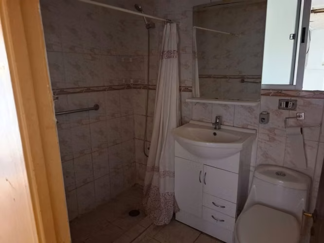 Casa de un piso, en Villa Pdte Ibañez