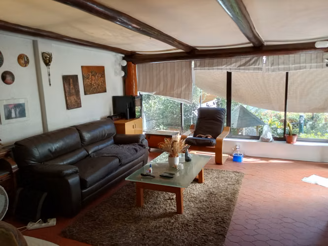 CASA MUY BIEN TENIDA LLEGAR Y HABITAR