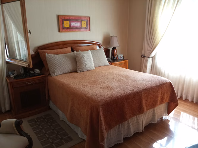 CASA MUY BIEN TENIDA LLEGAR Y HABITAR